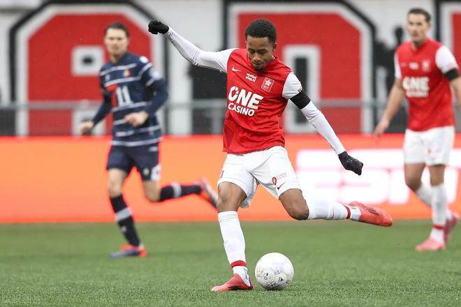 确保出线资 确保出线资